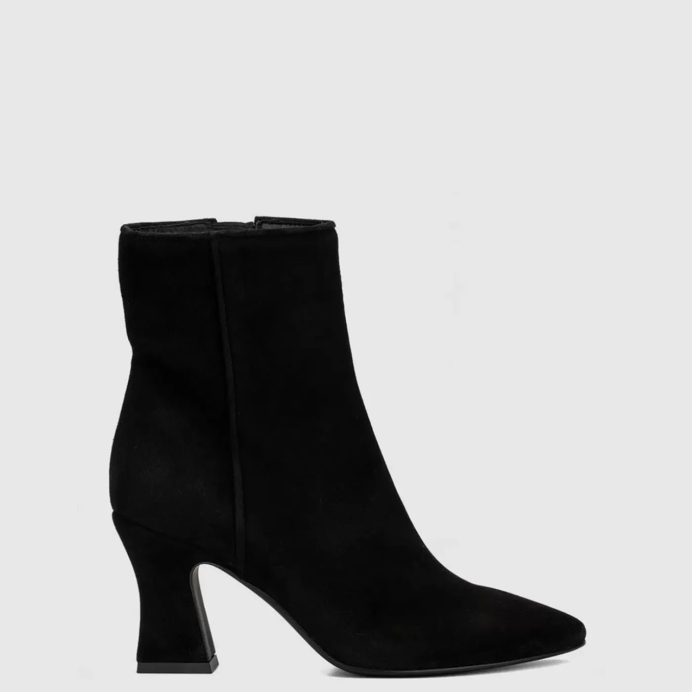 Online Claina Women Boots