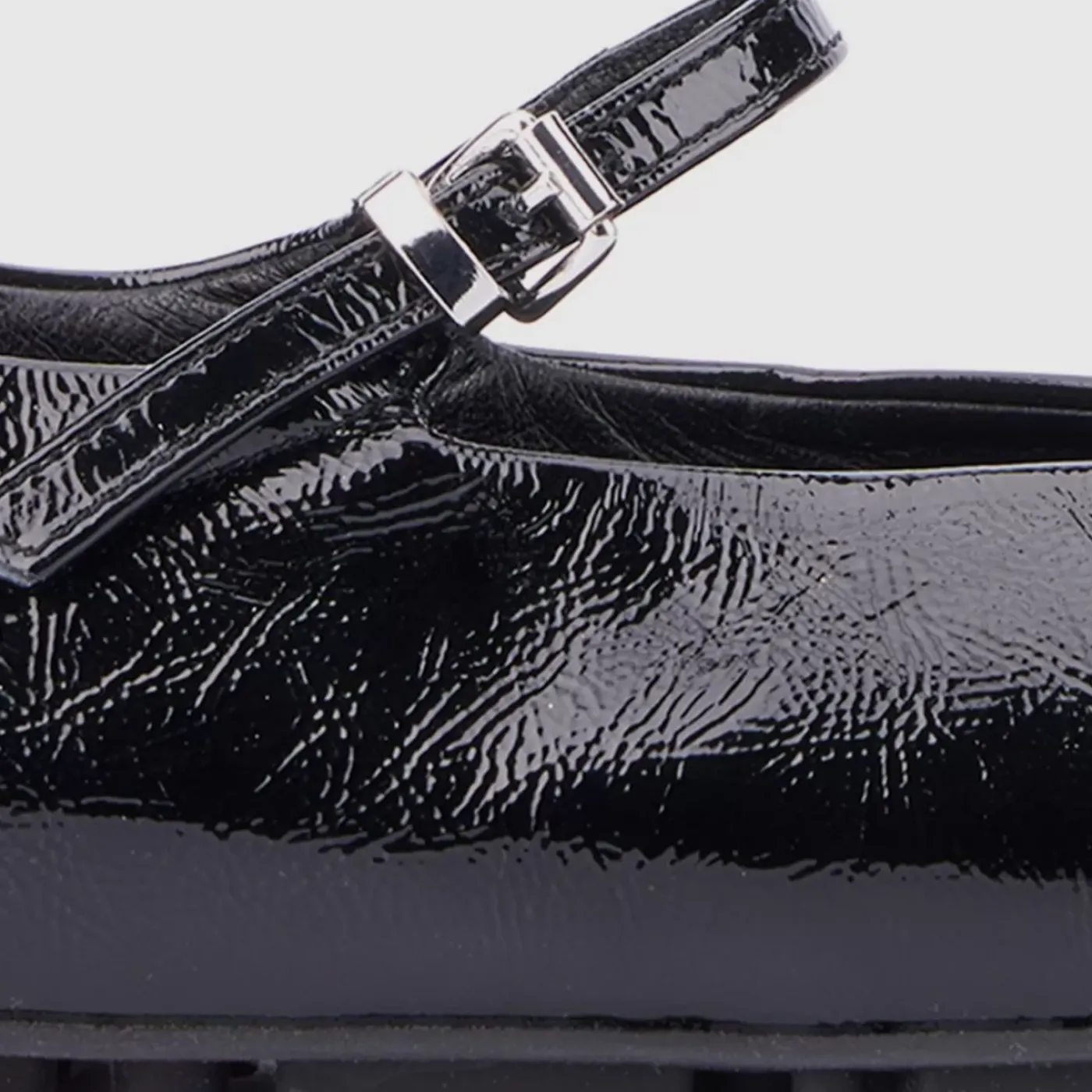Sale Qlaire Women Flats