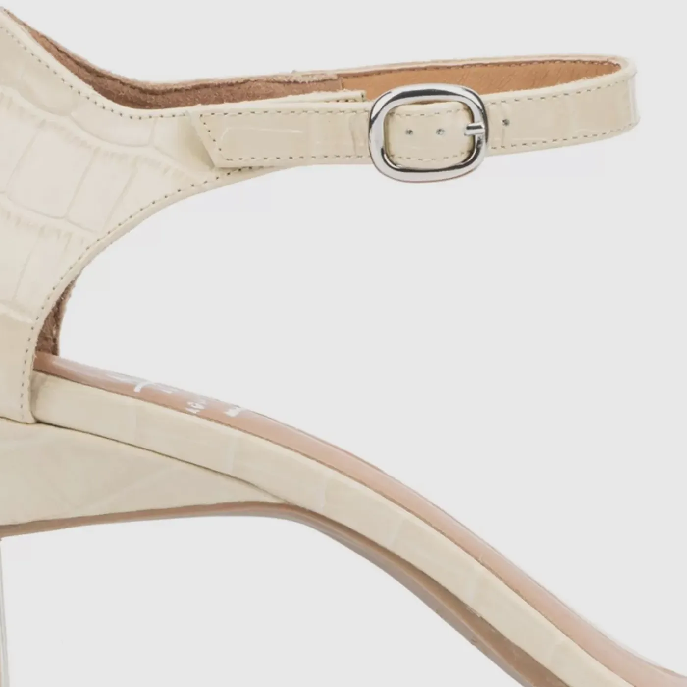Clearance Rubie Women Heels