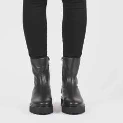 Discount Sada Women Boots