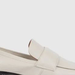 Discount Shivani Women Oxfords & Loafers