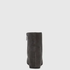 Ulyssaa Women Boots