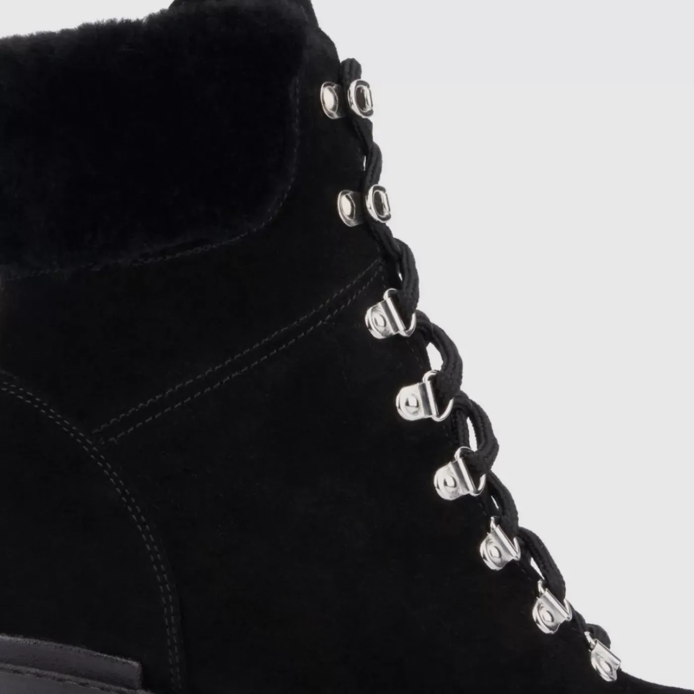 Discount Vikki Women Boots